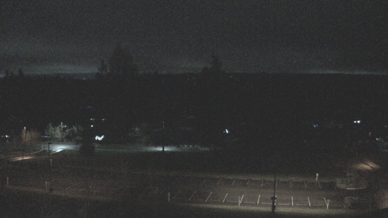 Thumbnail for current weather camera view from Shorecrest HS in Shoreline, Washington