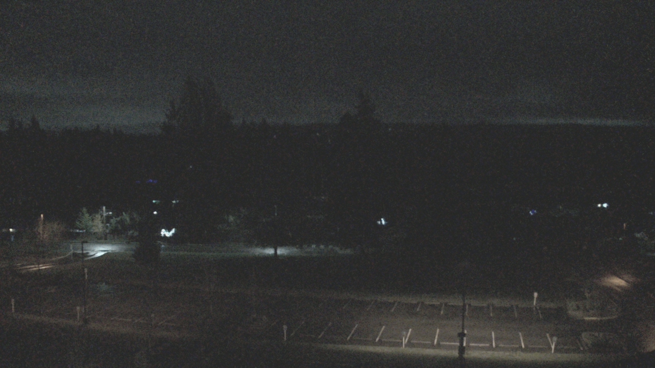 Thumbnail for current weather camera view from Shorecrest HS in Shoreline, Washington