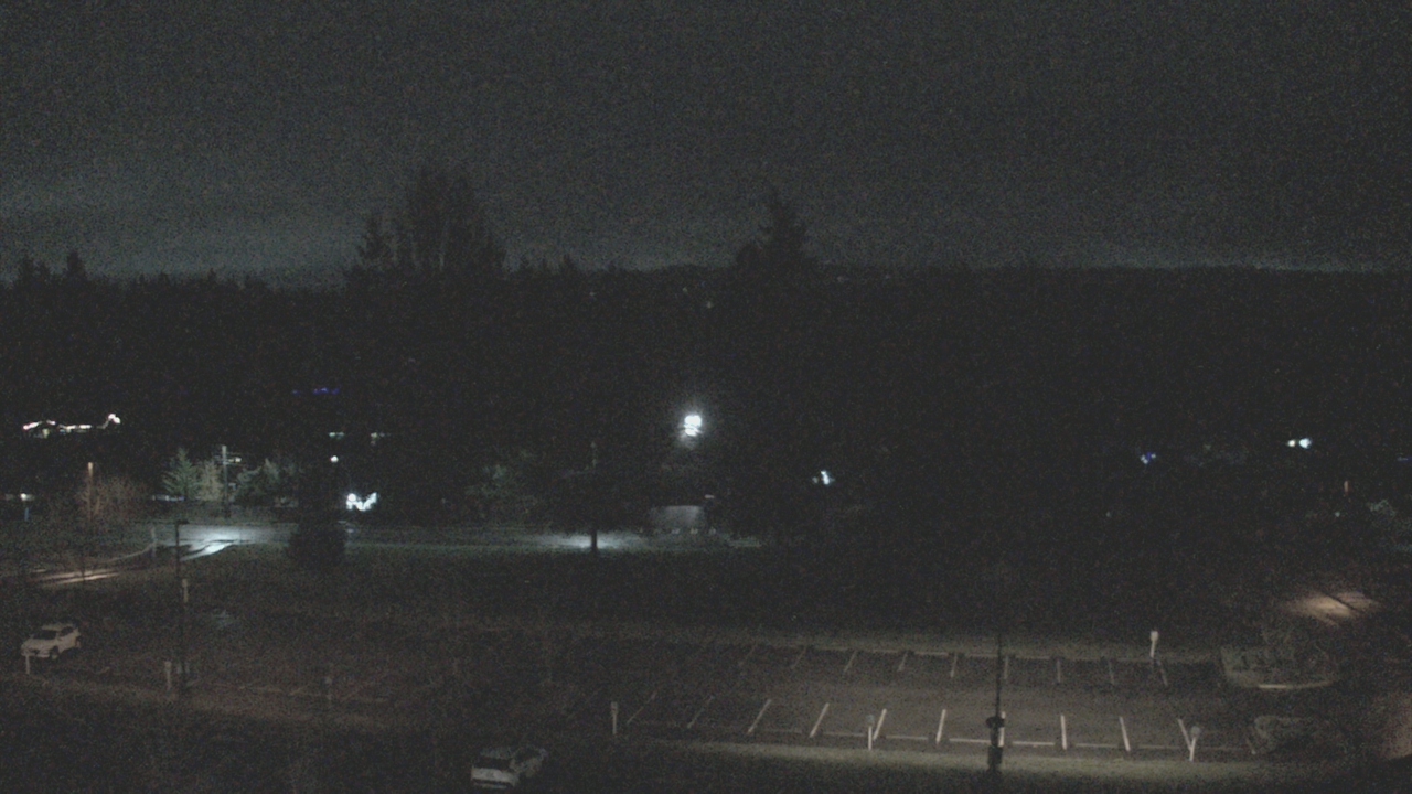 Thumbnail for current weather camera view from Shorecrest HS in Shoreline, Washington