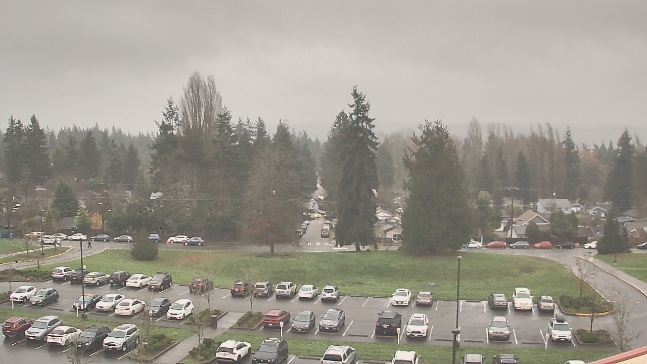 Thumbnail for current weather camera view from Shorecrest HS in Shoreline, Washington