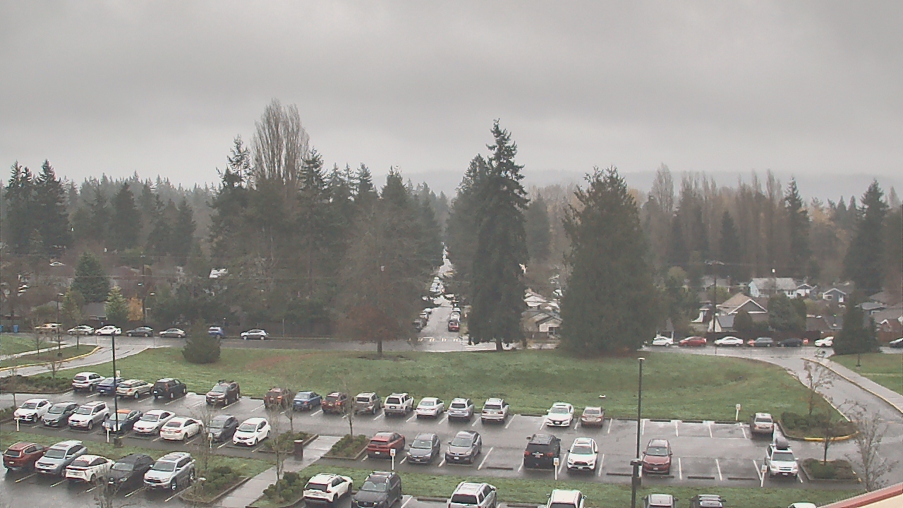 Thumbnail for current weather camera view from Shorecrest HS in Shoreline, Washington