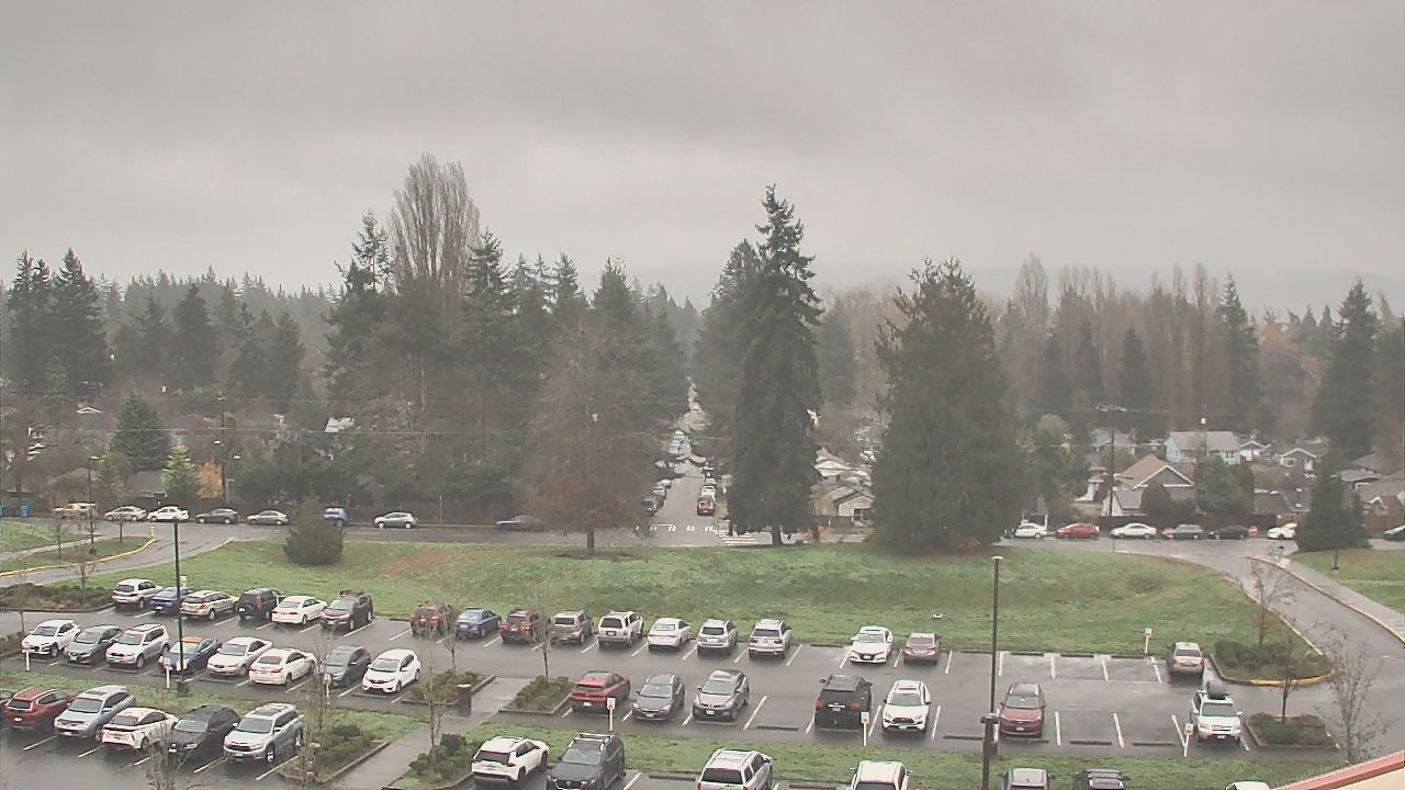 Thumbnail for current weather camera view from Shorecrest HS in Shoreline, Washington
