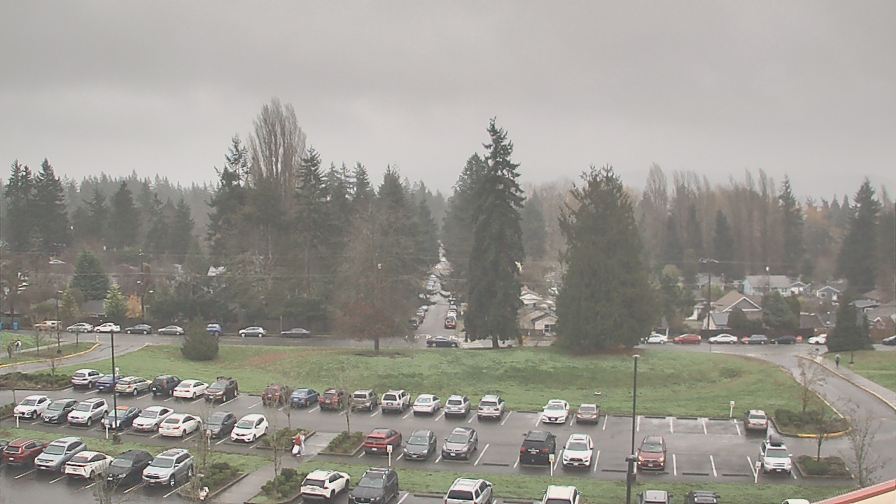 Thumbnail for current weather camera view from Shorecrest HS in Shoreline, Washington
