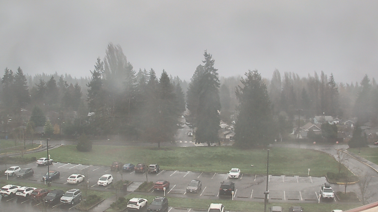 Thumbnail for current weather camera view from Shorecrest HS in Shoreline, Washington