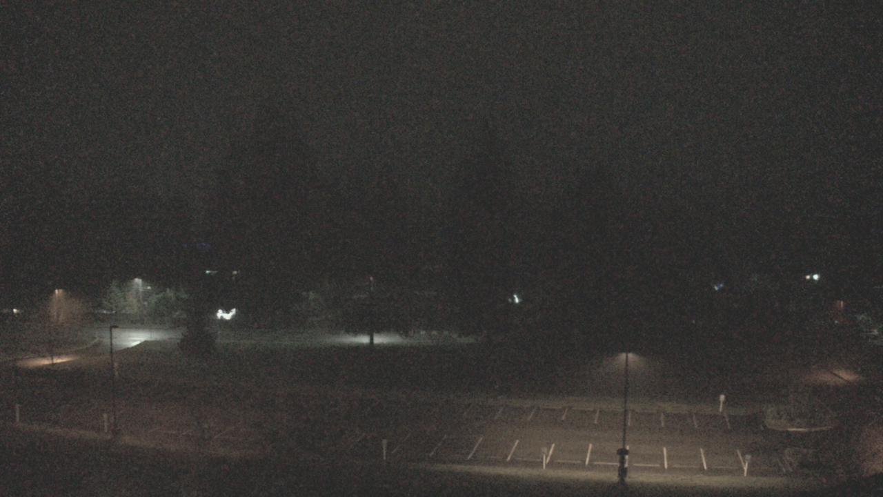 Thumbnail for current weather camera view from Shorecrest HS in Shoreline, Washington