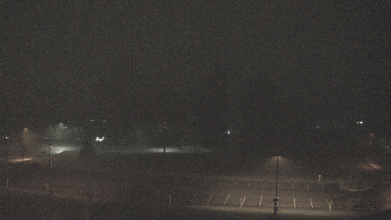 Thumbnail for current weather camera view from Shorecrest HS in Shoreline, Washington