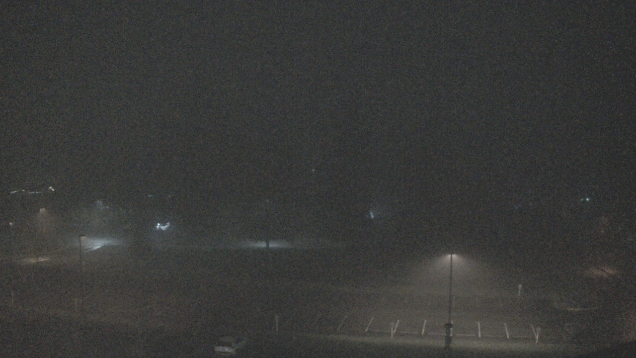Thumbnail for current weather camera view from Shorecrest HS in Shoreline, Washington