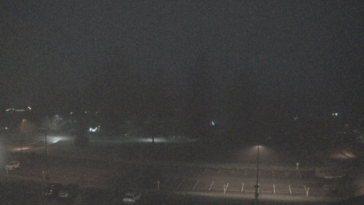 Thumbnail for current weather camera view from Shorecrest HS in Shoreline, Washington