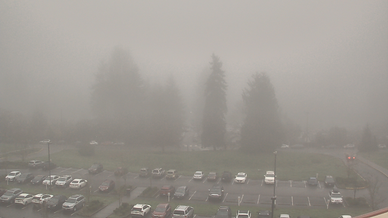 Thumbnail for current weather camera view from Shorecrest HS in Shoreline, Washington