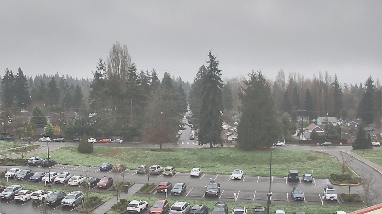 Thumbnail for current weather camera view from Shorecrest HS in Shoreline, Washington