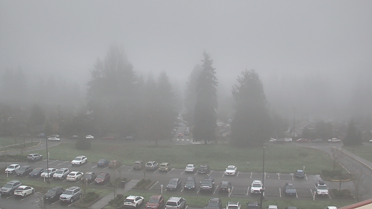 Thumbnail for current weather camera view from Shorecrest HS in Shoreline, Washington