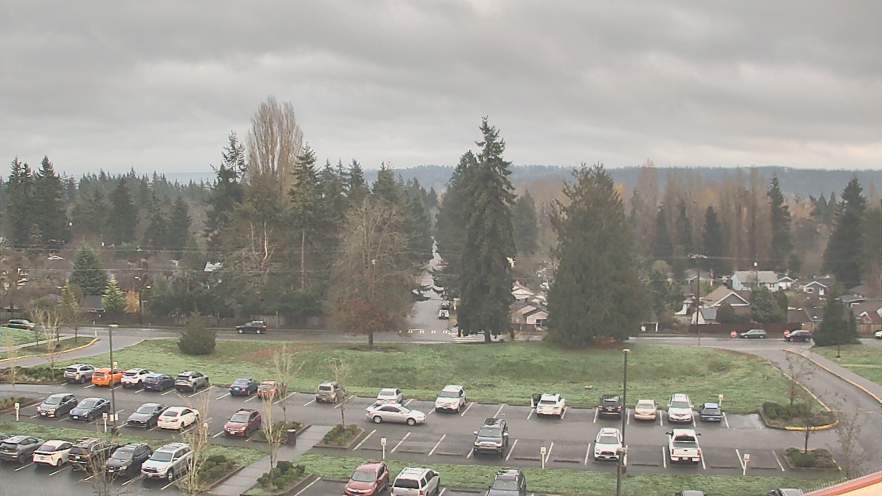 Thumbnail for current weather camera view from Shorecrest HS in Shoreline, Washington