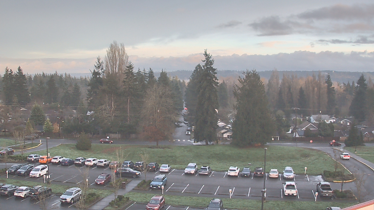 Thumbnail for current weather camera view from Shorecrest HS in Shoreline, Washington