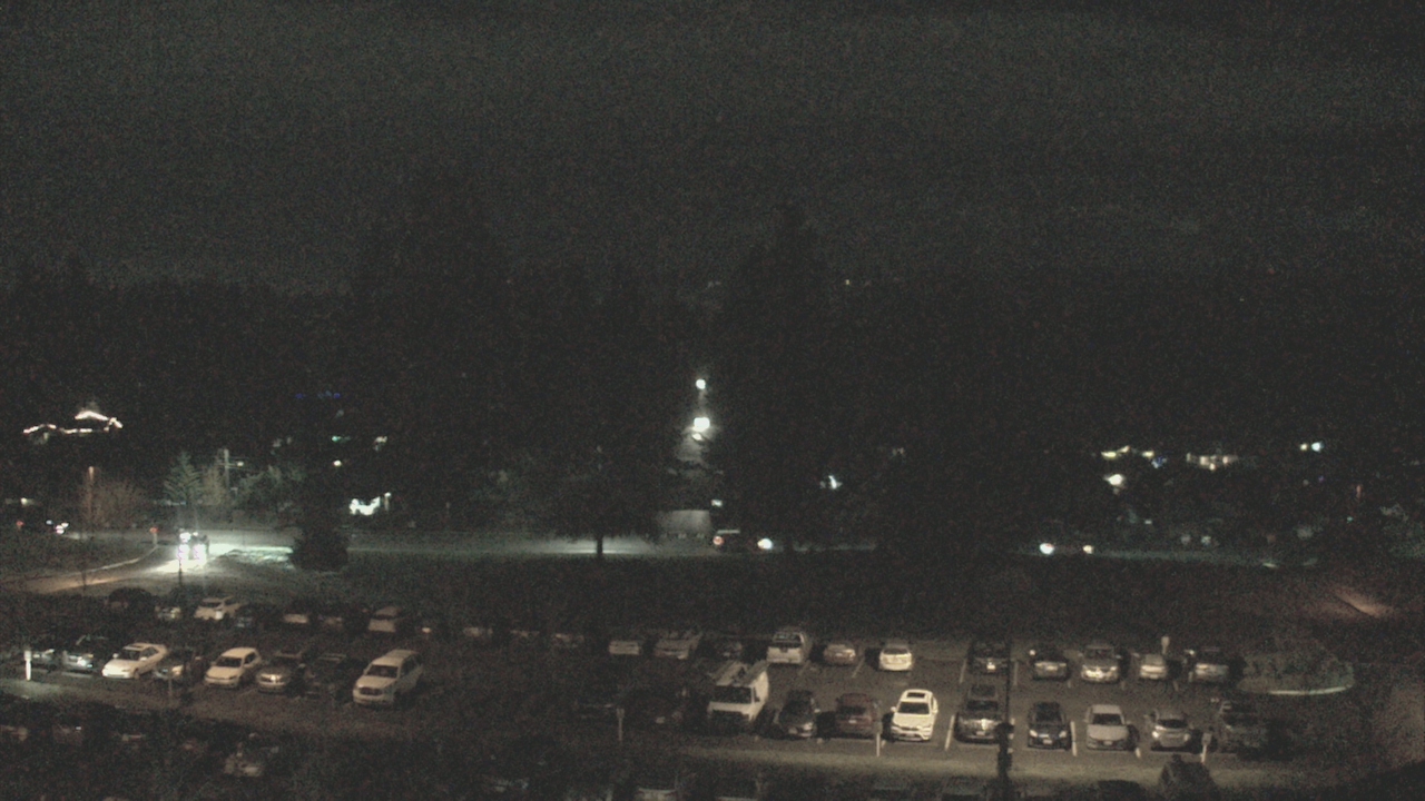 Thumbnail for current weather camera view from Shorecrest HS in Shoreline, Washington