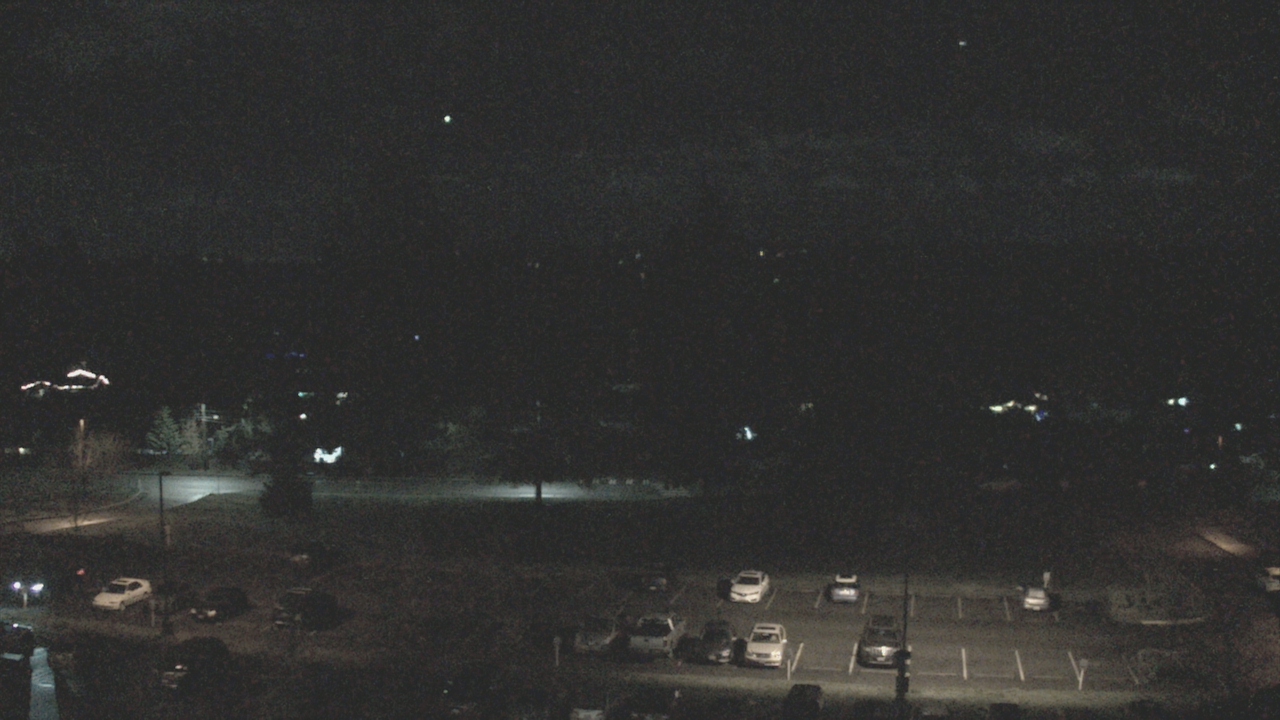 Thumbnail for current weather camera view from Shorecrest HS in Shoreline, Washington