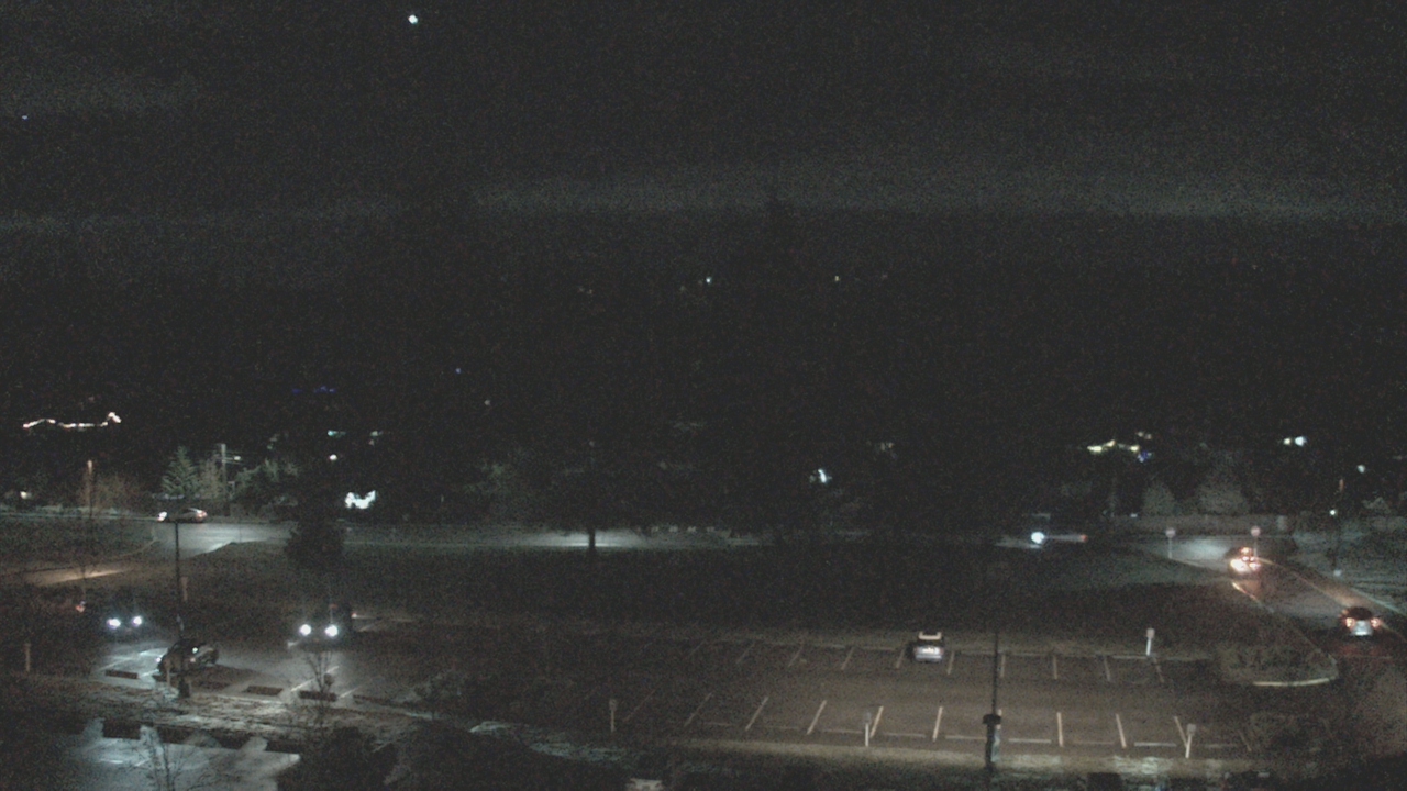 Thumbnail for current weather camera view from Shorecrest HS in Shoreline, Washington