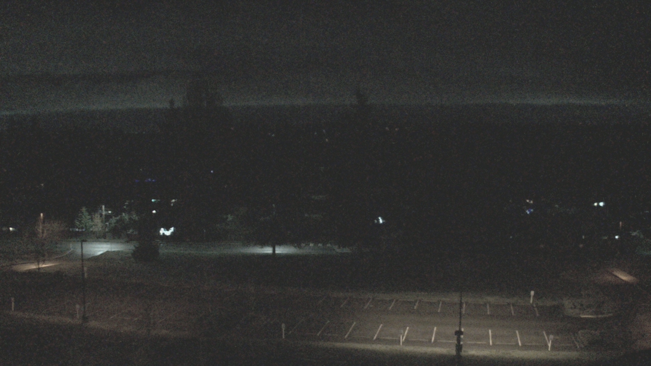 Thumbnail for current weather camera view from Shorecrest HS in Shoreline, Washington