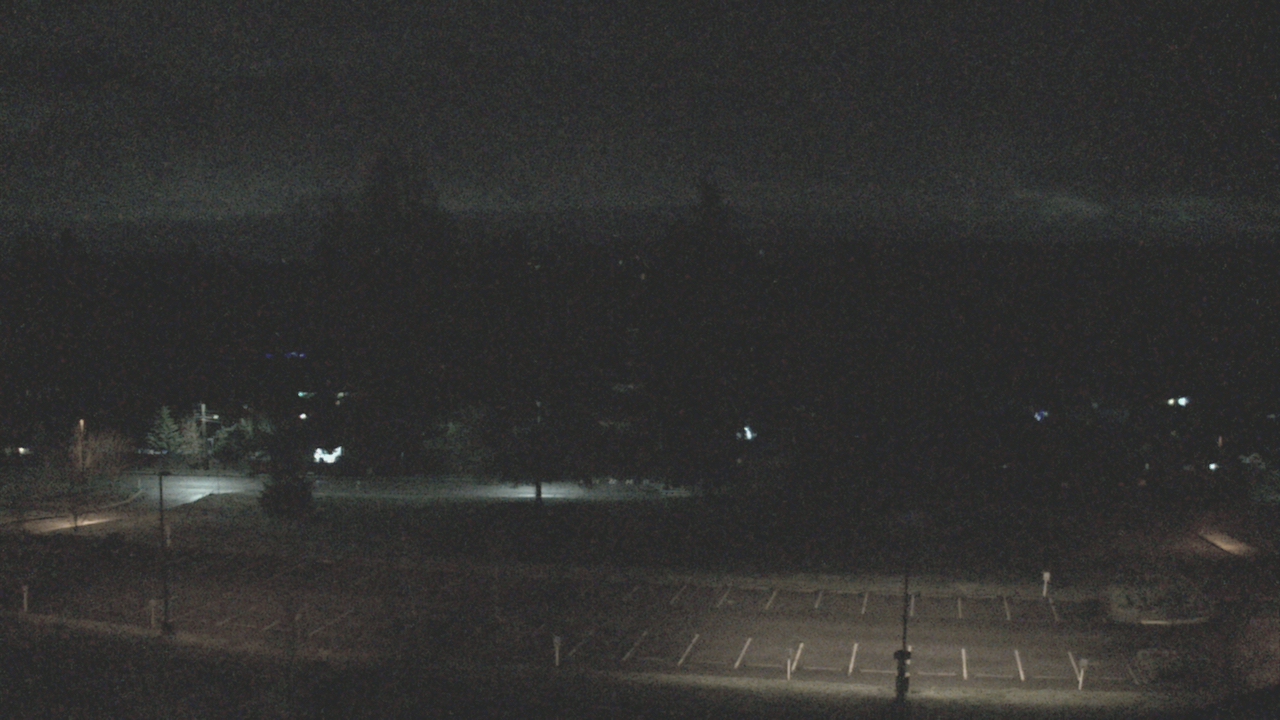 Thumbnail for current weather camera view from Shorecrest HS in Shoreline, Washington