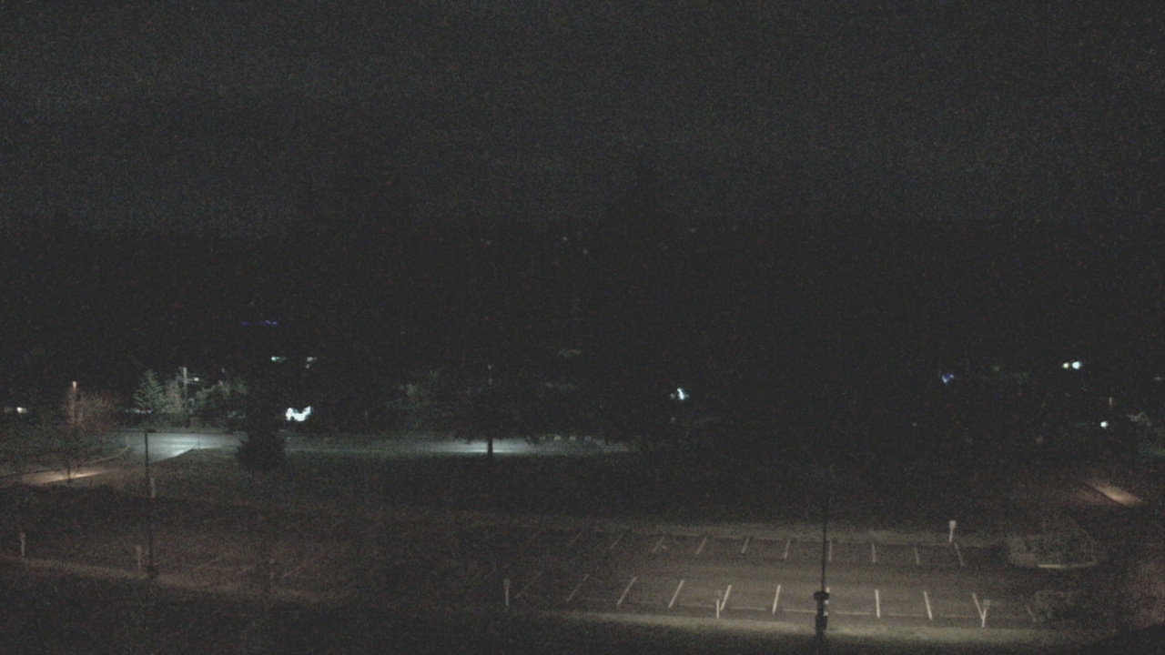 Thumbnail for current weather camera view from Shorecrest HS in Shoreline, Washington
