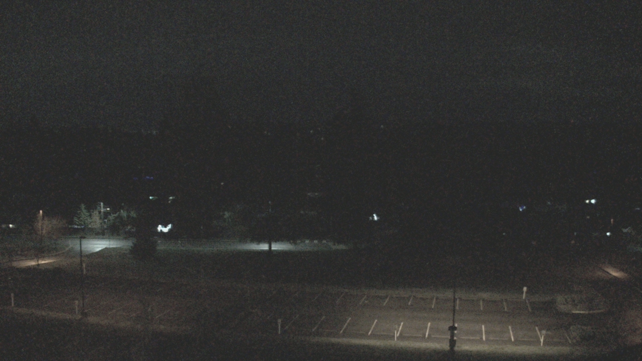 Thumbnail for current weather camera view from Shorecrest HS in Shoreline, Washington