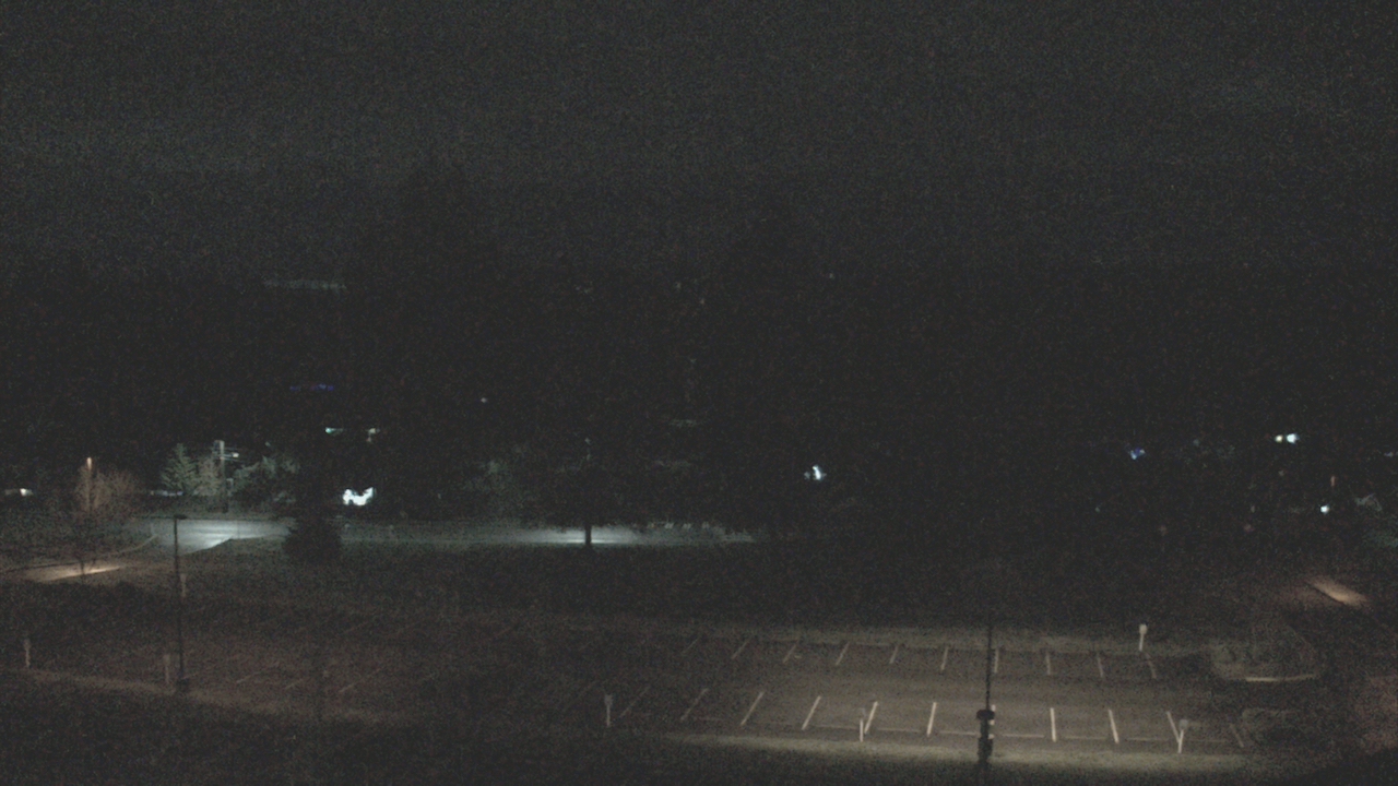 Thumbnail for current weather camera view from Shorecrest HS in Shoreline, Washington
