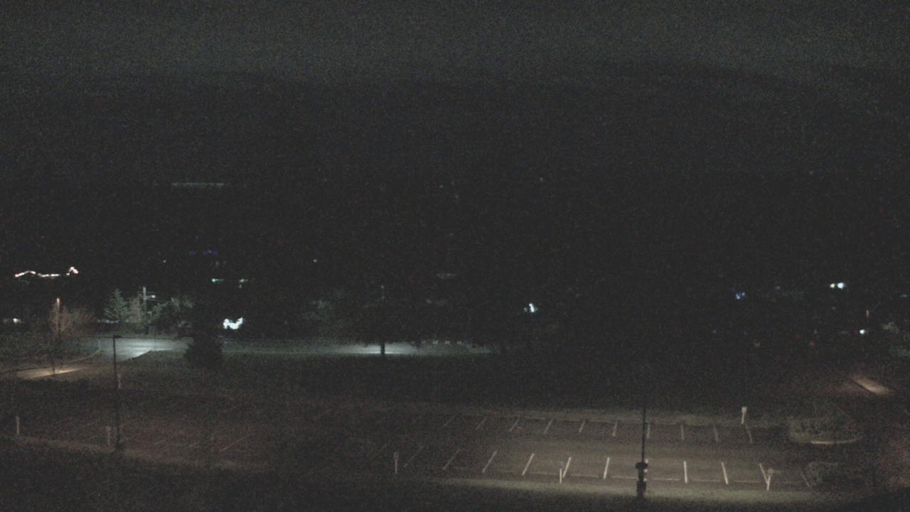 Thumbnail for current weather camera view from Shorecrest HS in Shoreline, Washington