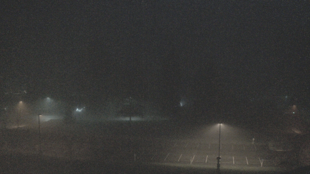 Thumbnail for current weather camera view from Shorecrest HS in Shoreline, Washington