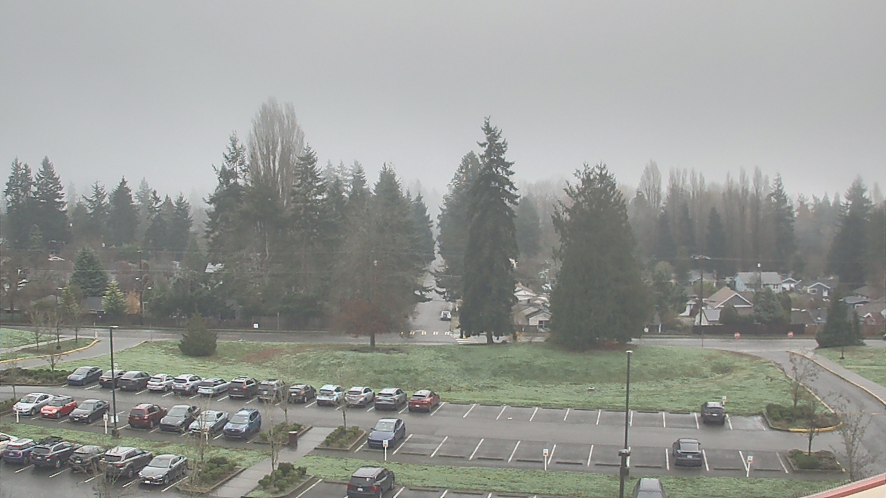 Thumbnail for current weather camera view from Shorecrest HS in Shoreline, Washington