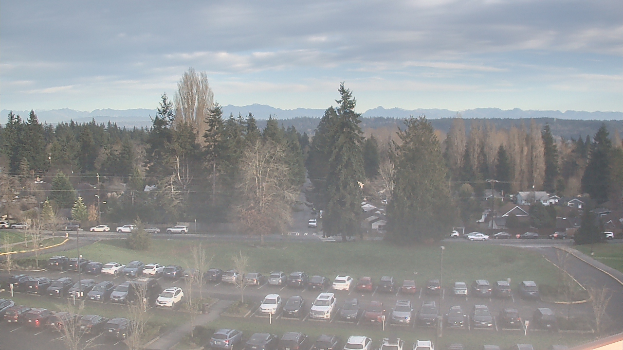 Thumbnail for current weather camera view from Shorecrest HS in Shoreline, Washington
