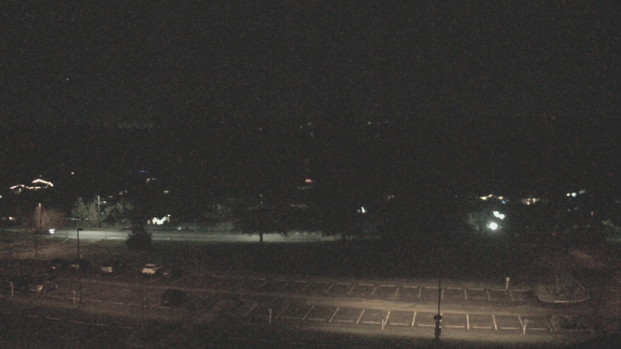 Thumbnail for current weather camera view from Shorecrest HS in Shoreline, Washington