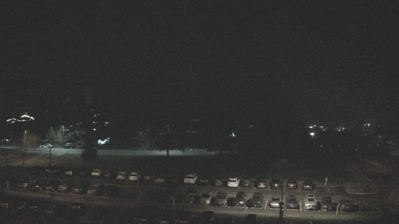 Thumbnail for current weather camera view from Shorecrest HS in Shoreline, Washington