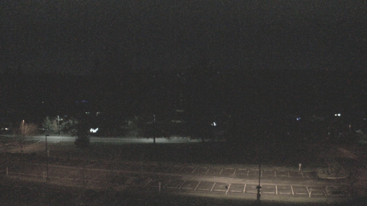 Thumbnail for current weather camera view from Shorecrest HS in Shoreline, Washington