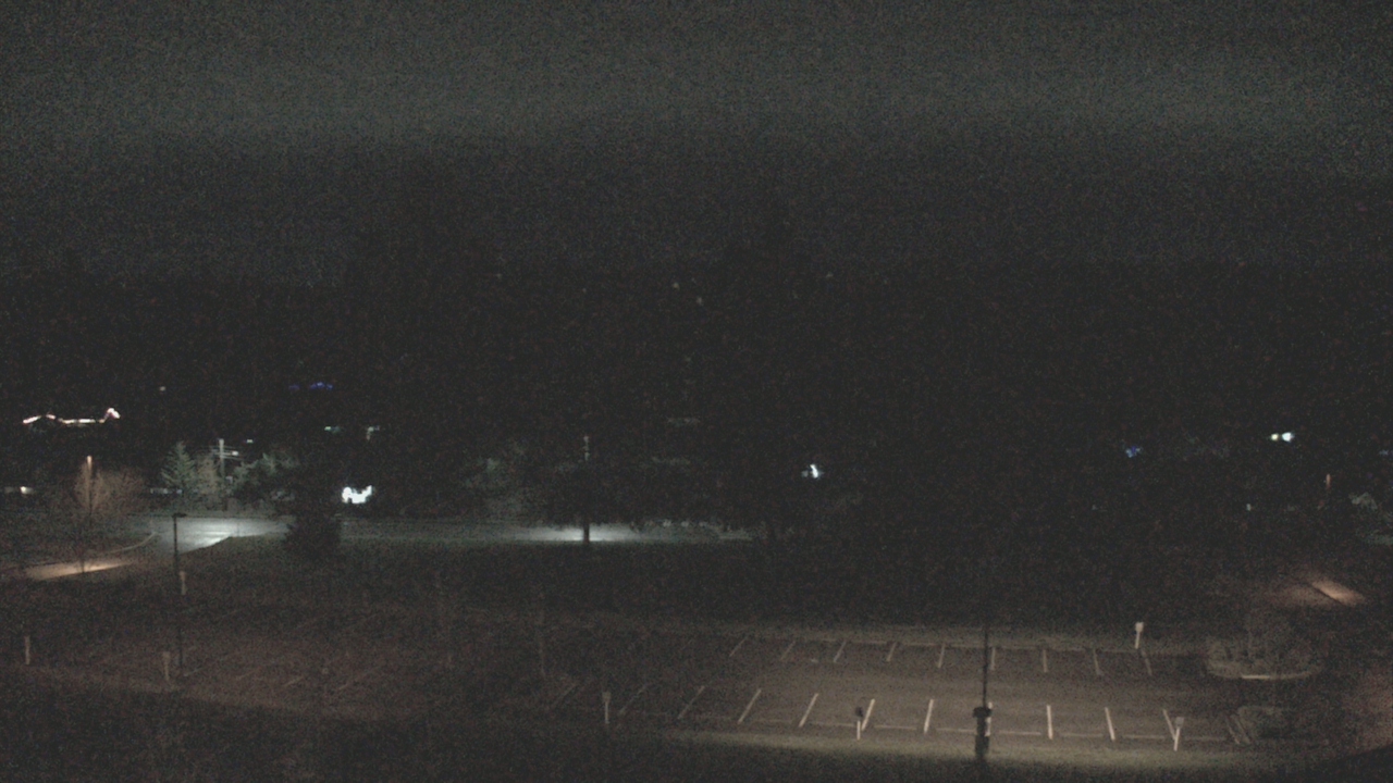 Thumbnail for current weather camera view from Shorecrest HS in Shoreline, Washington