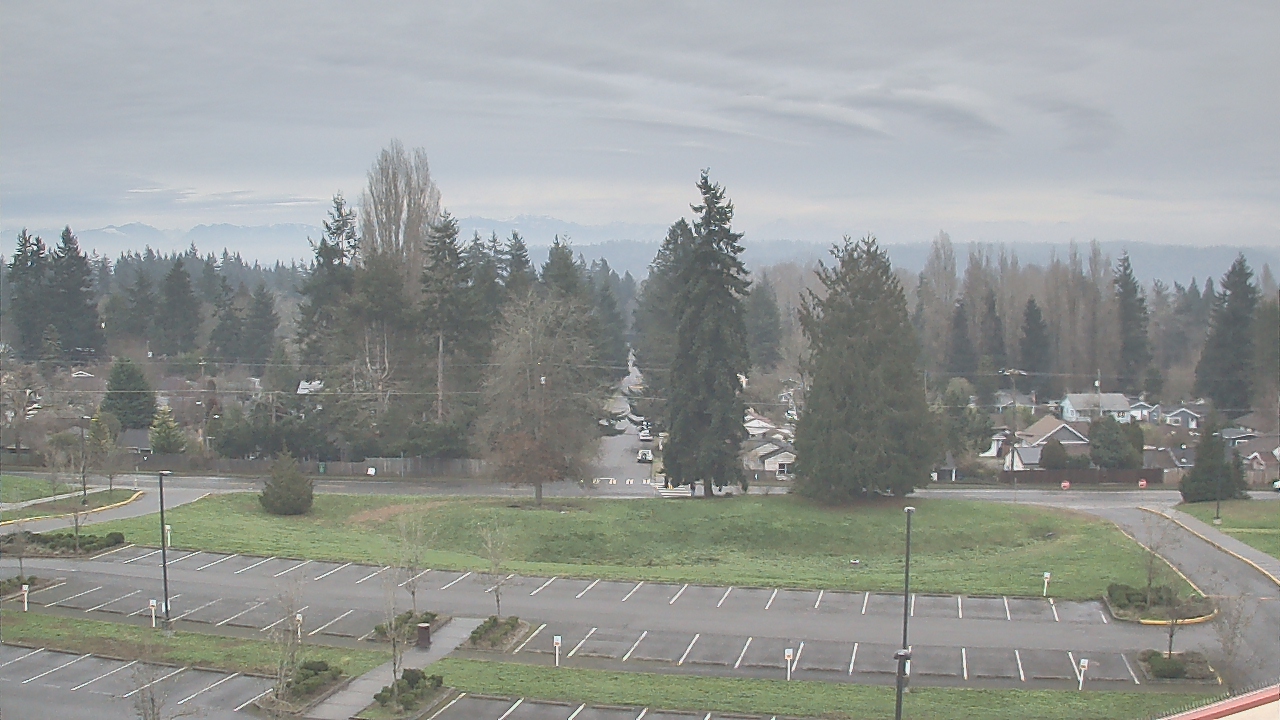 Thumbnail for current weather camera view from Shorecrest HS in Shoreline, Washington