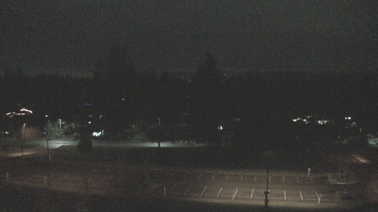 Thumbnail for current weather camera view from Shorecrest HS in Shoreline, Washington