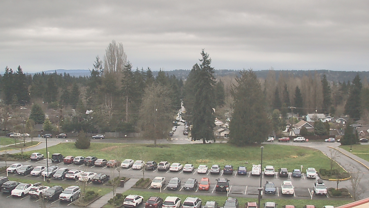 Thumbnail for current weather camera view from Shorecrest HS in Shoreline, Washington