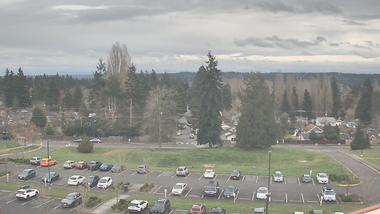 Thumbnail for current weather camera view from Shorecrest HS in Shoreline, Washington