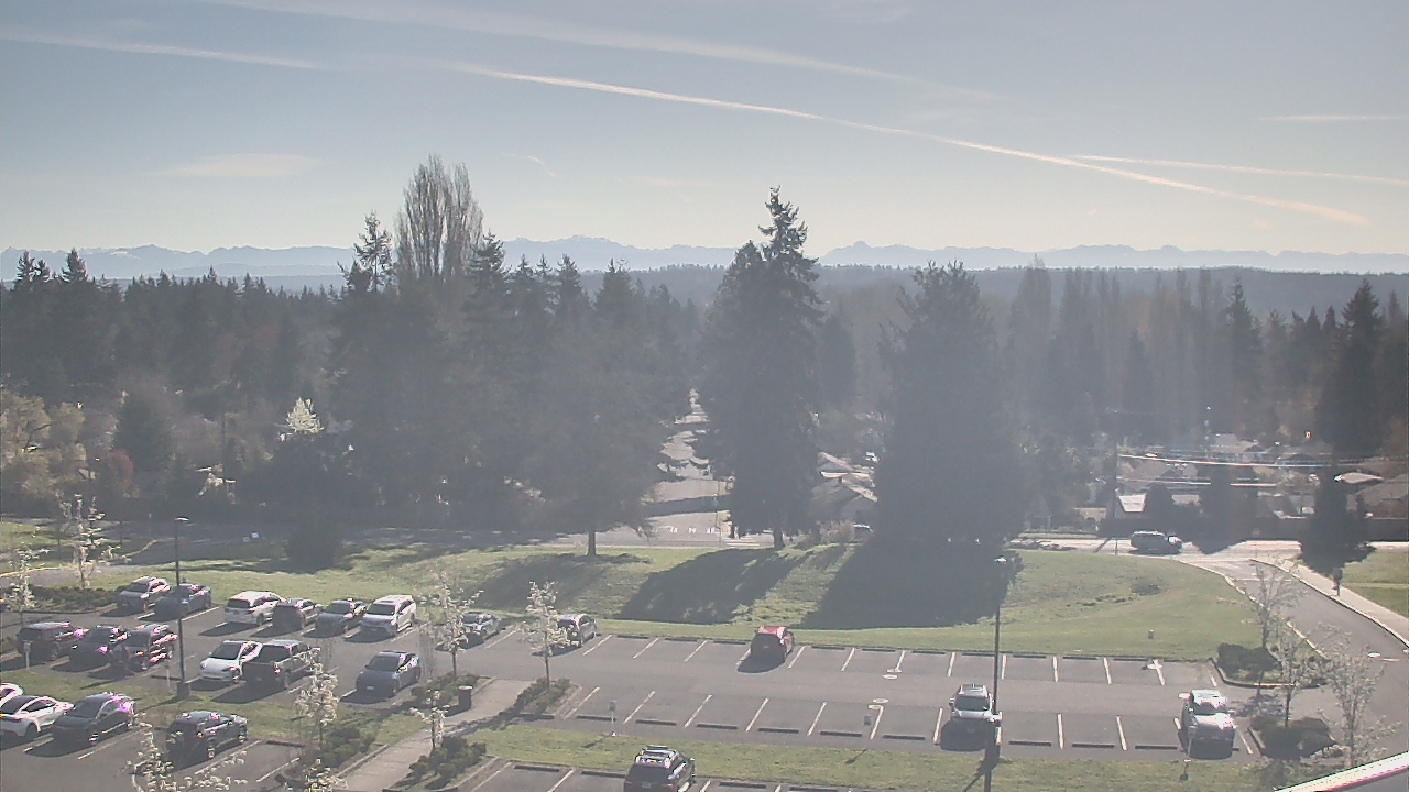 Thumbnail for current weather camera view from Shorecrest HS in Shoreline, Washington