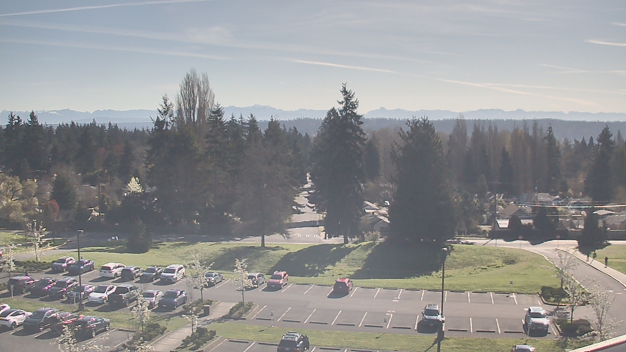 Thumbnail for current weather camera view from Shorecrest HS in Shoreline, Washington