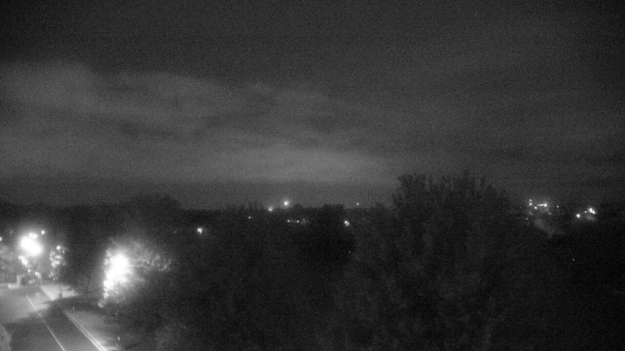 Thumbnail for current weather camera view from Trinity Christian School in Shorewood, Illinois