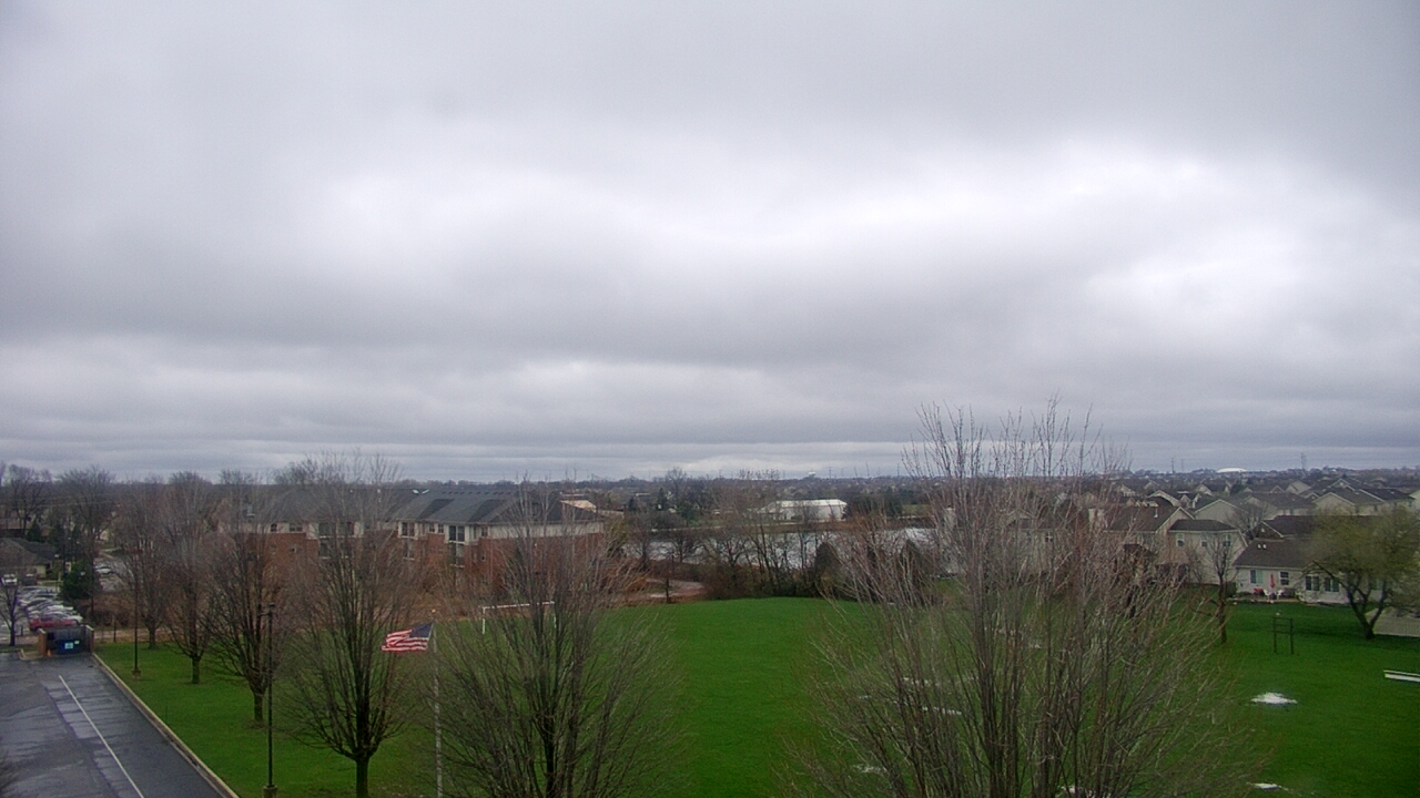 Thumbnail for current weather camera view from Trinity Christian School in Shorewood, Illinois