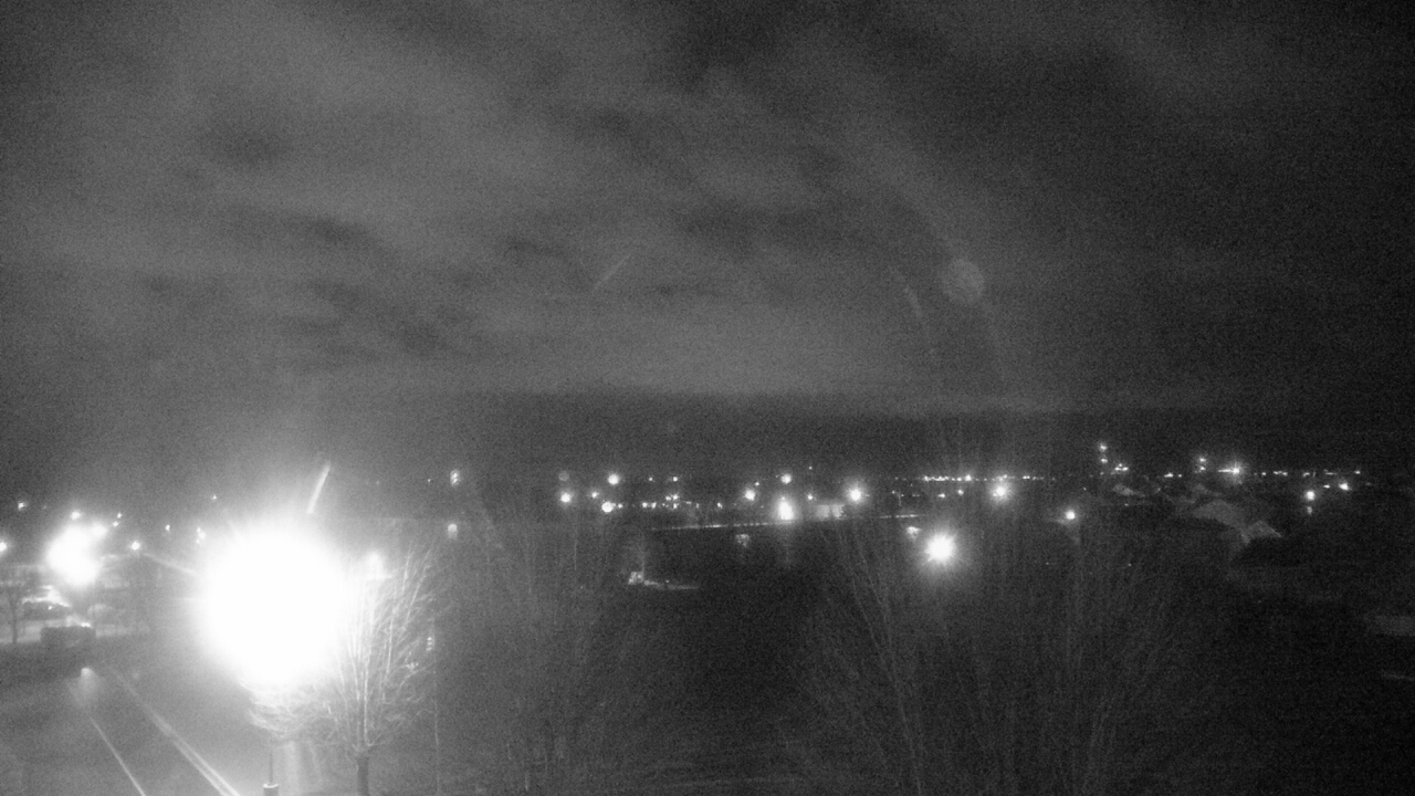 Thumbnail for current weather camera view from Trinity Christian School in Shorewood, Illinois