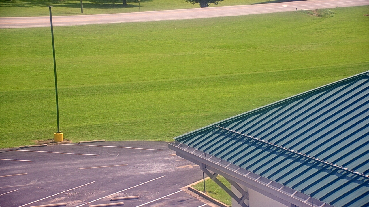 Thumbnail for current weather camera view from Allen ES in Siloam Springs, Arkansas