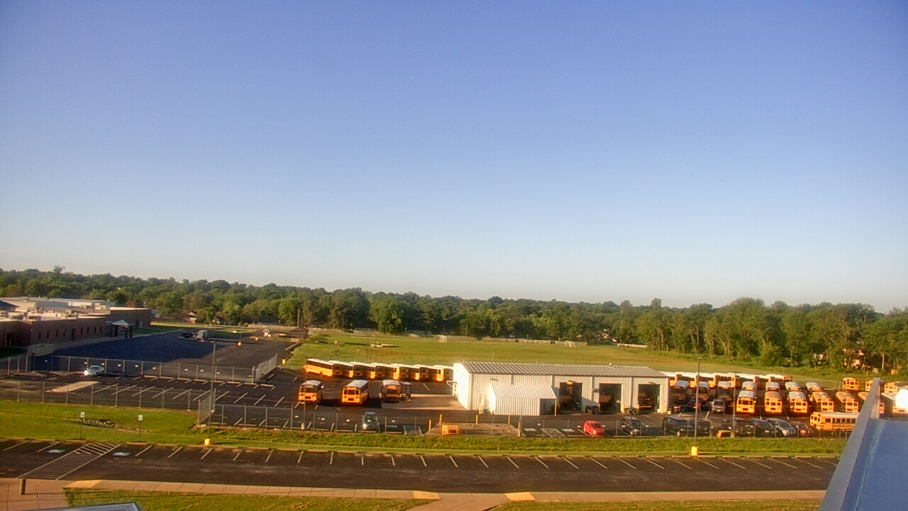 Thumbnail for current weather camera view from Allen ES in Siloam Springs, Arkansas