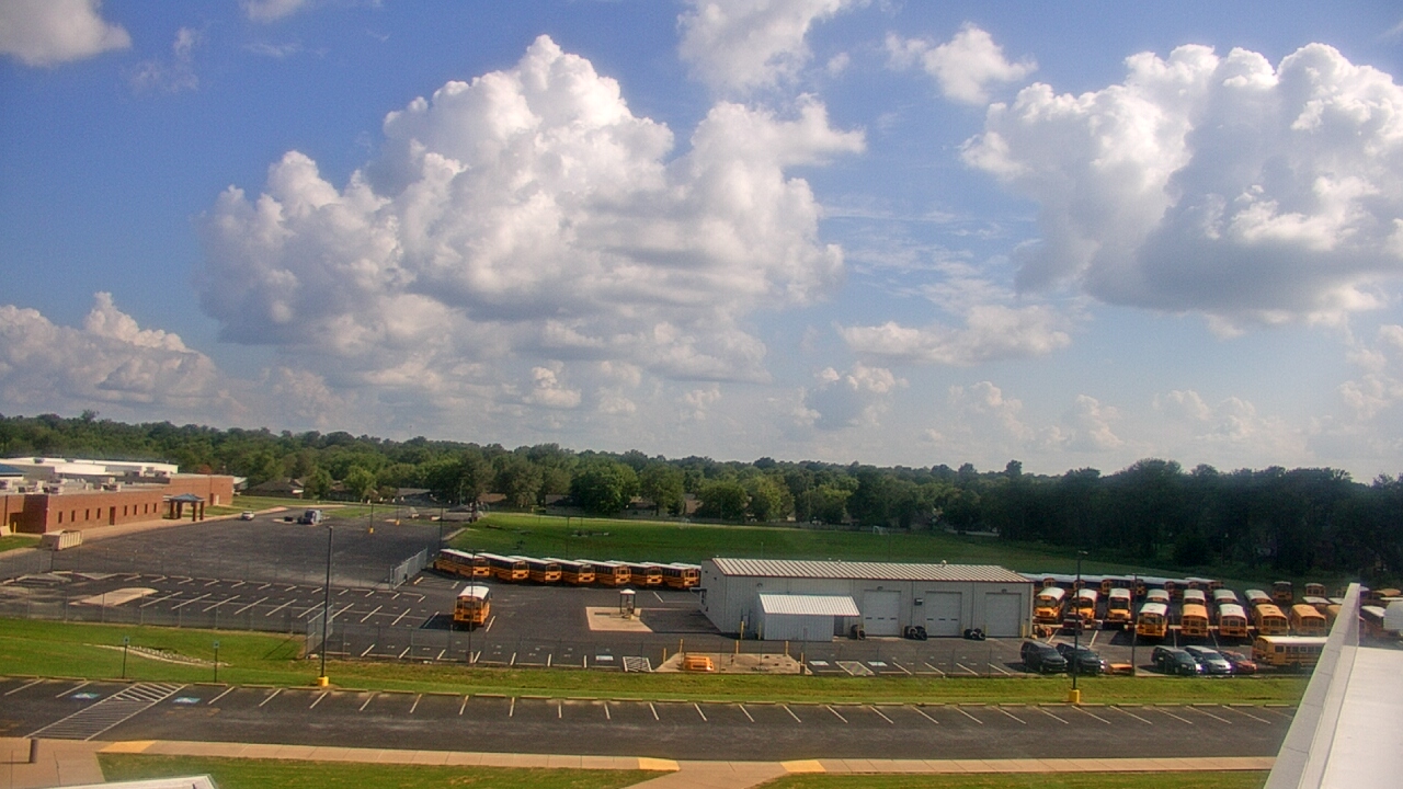 Thumbnail for current weather camera view from Allen ES in Siloam Springs, Arkansas
