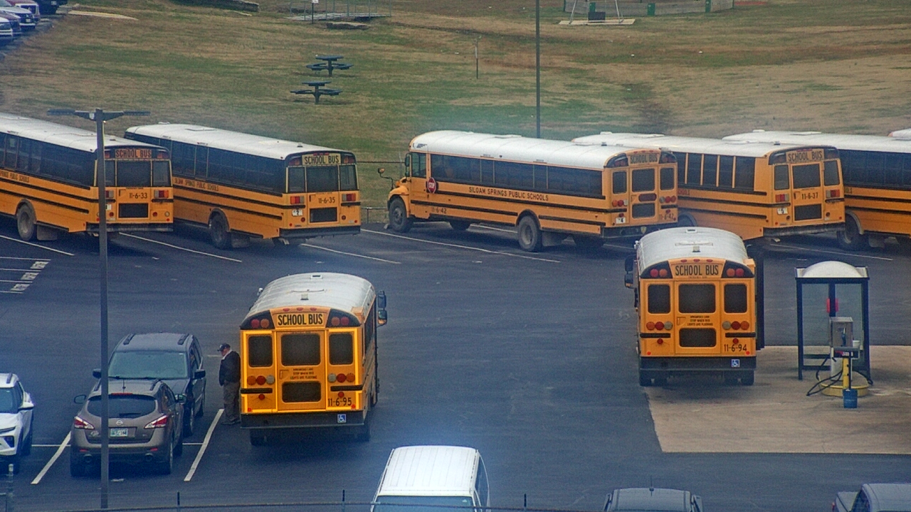 Thumbnail for current weather camera view from Allen ES in Siloam Springs, Arkansas