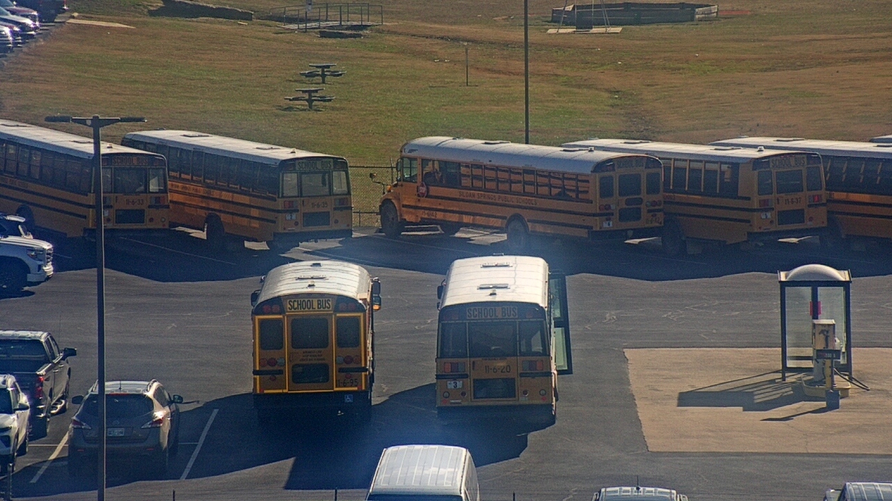 Thumbnail for current weather camera view from Allen ES in Siloam Springs, Arkansas