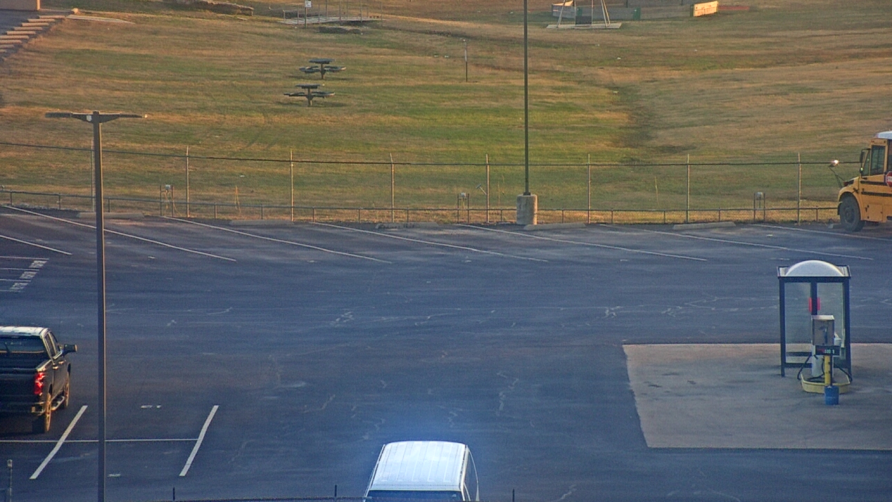 Thumbnail for current weather camera view from Allen ES in Siloam Springs, Arkansas