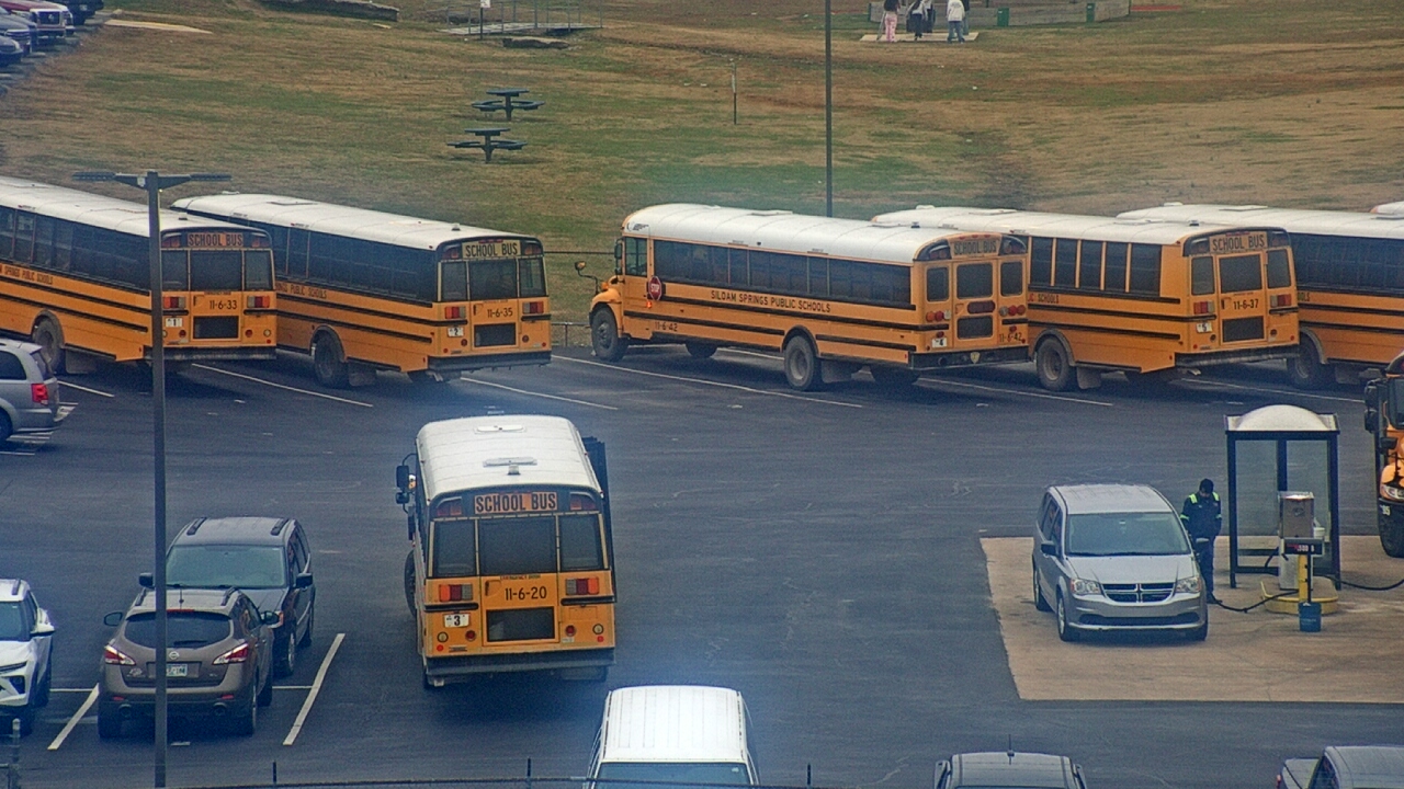 Thumbnail for current weather camera view from Allen ES in Siloam Springs, Arkansas