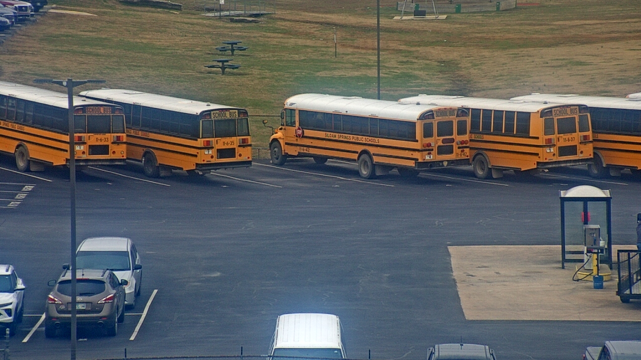 Thumbnail for current weather camera view from Allen ES in Siloam Springs, Arkansas